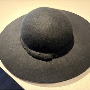 Dynamite Classic Black Women's Hat